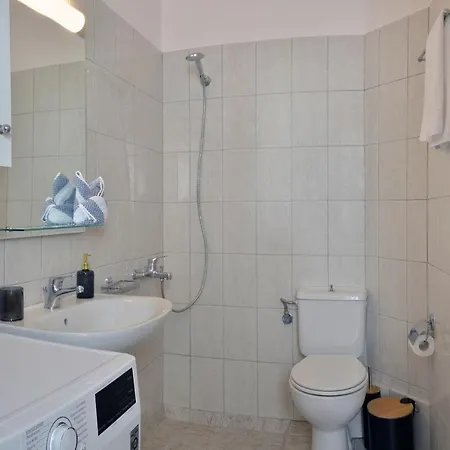 Gavalas Urban شقة *