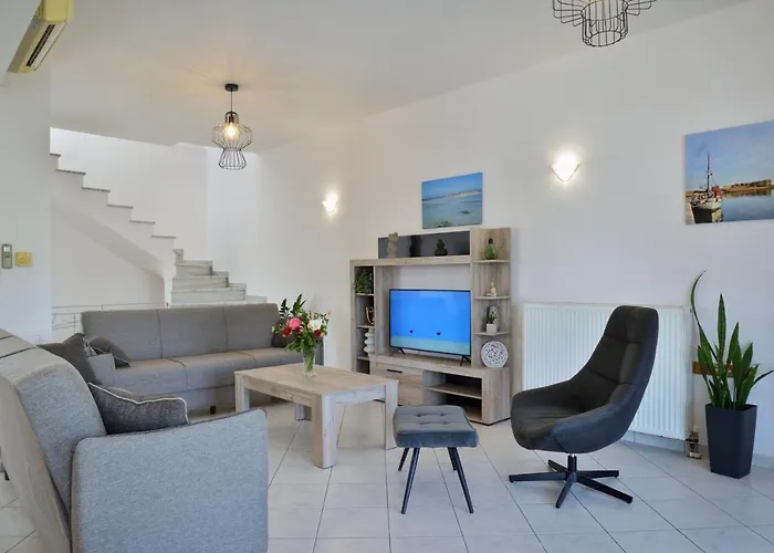 Gavalas Urban Apartment